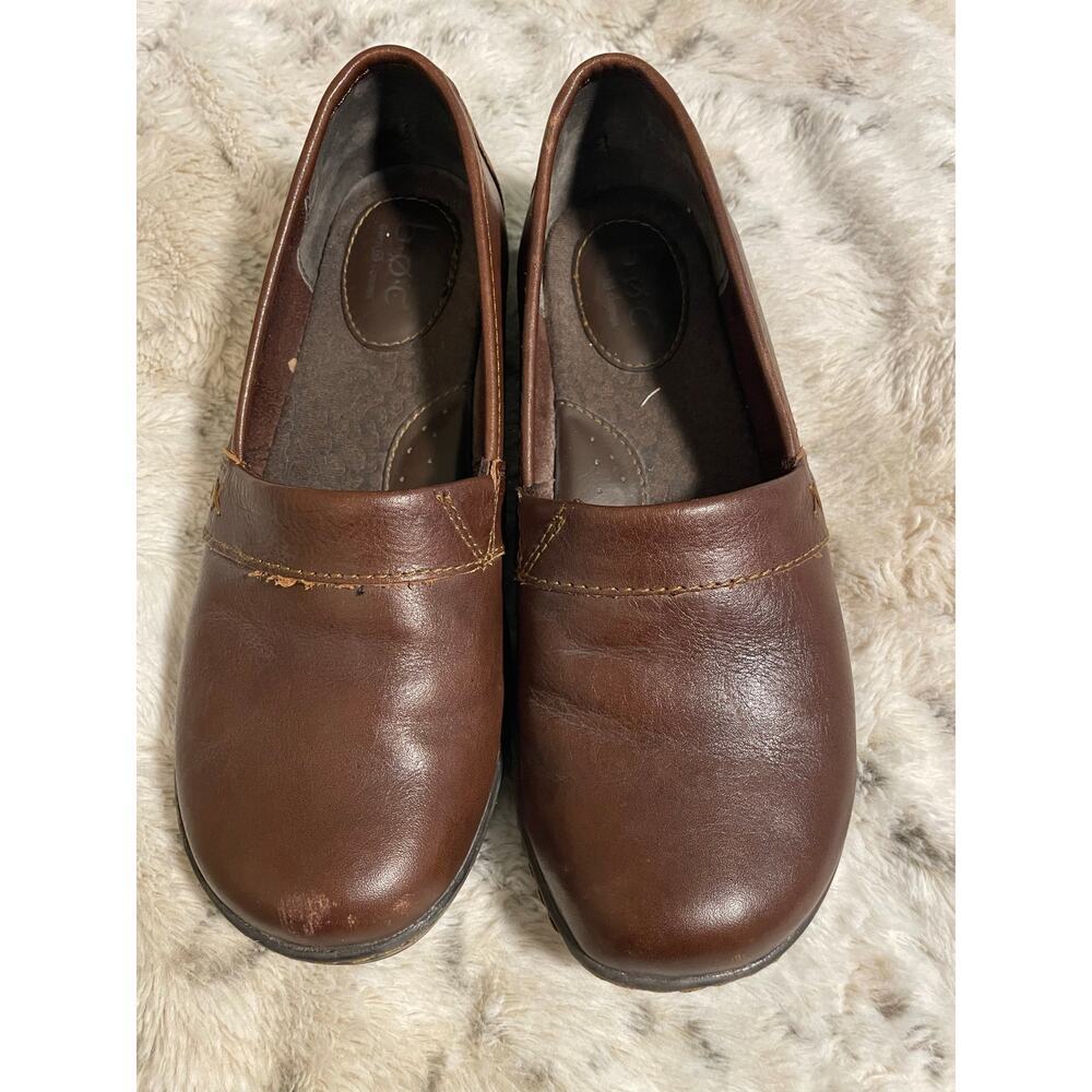 Born Concepts closed brown leather comfort clog size 7M